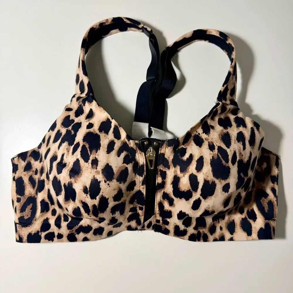 VICTORIAS SECRET NWOT VSX Knockout Front Close Sports Bra Leopard Print 34C
